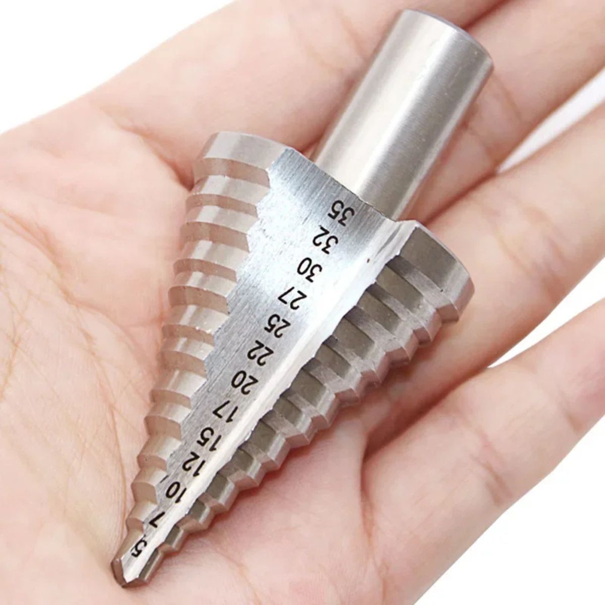 Broca Escalonada HSS 5-35mm em Aço Rápido para Metal, Madeira e Plástico